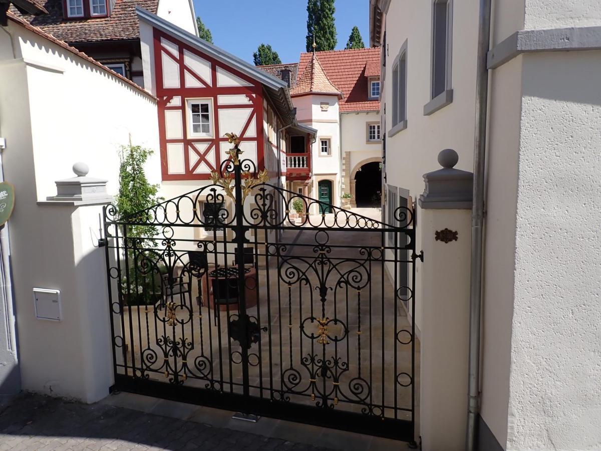 Karlbacher Domizil Ferienwohnungen Grosskarlbach Exteriér fotografie